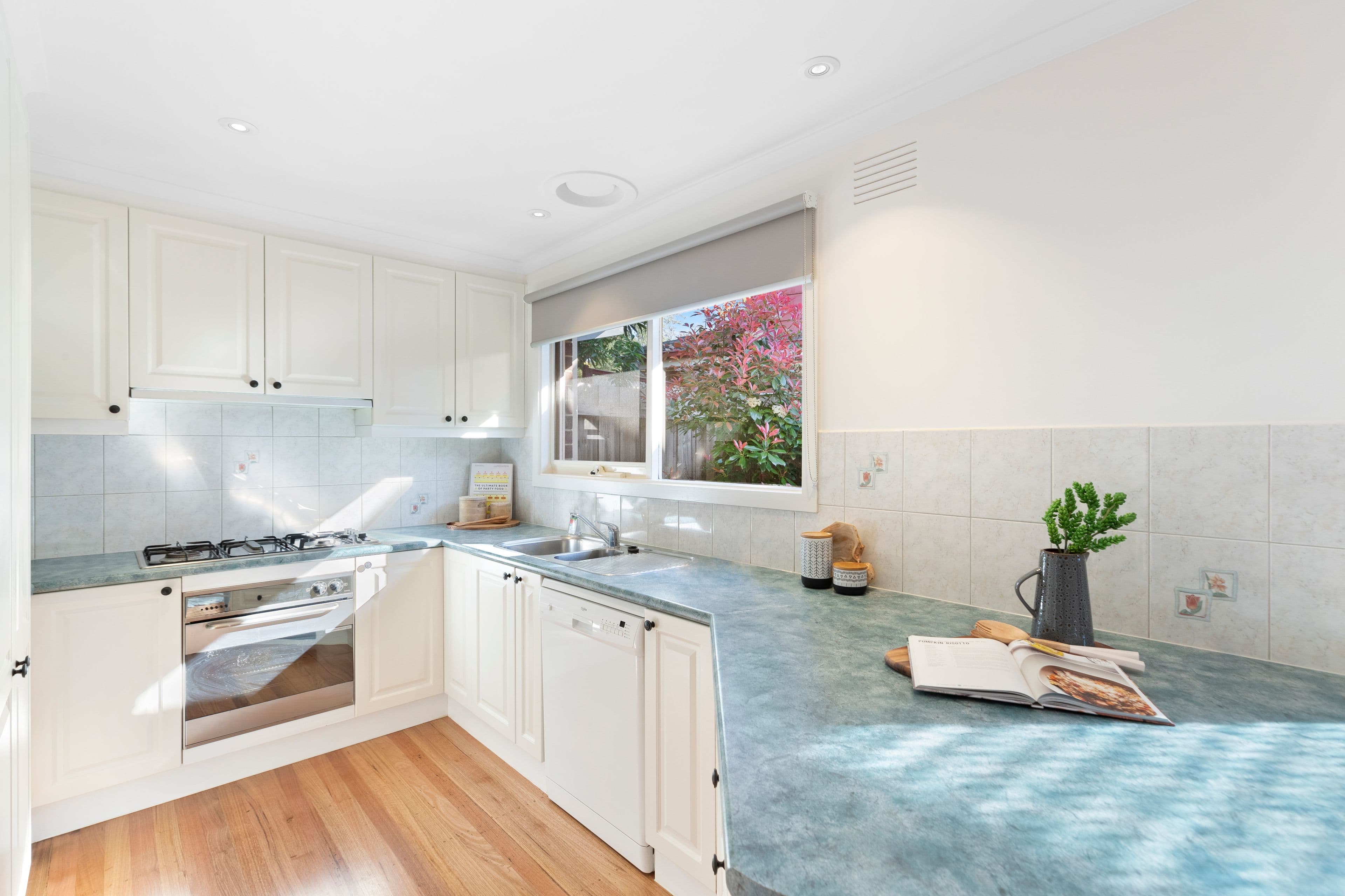 15 Valkyrie Crescent, Ringwood VIC 3134, Ringwood - Thumbnail 6