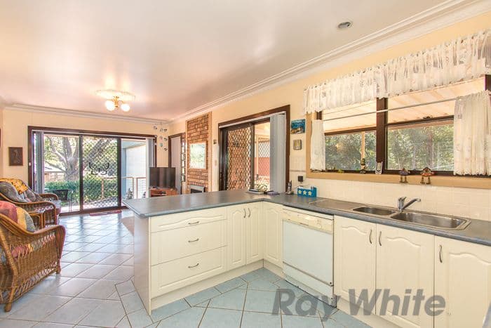 23 Kenton Crescent, Valentine - Thumbnail 5