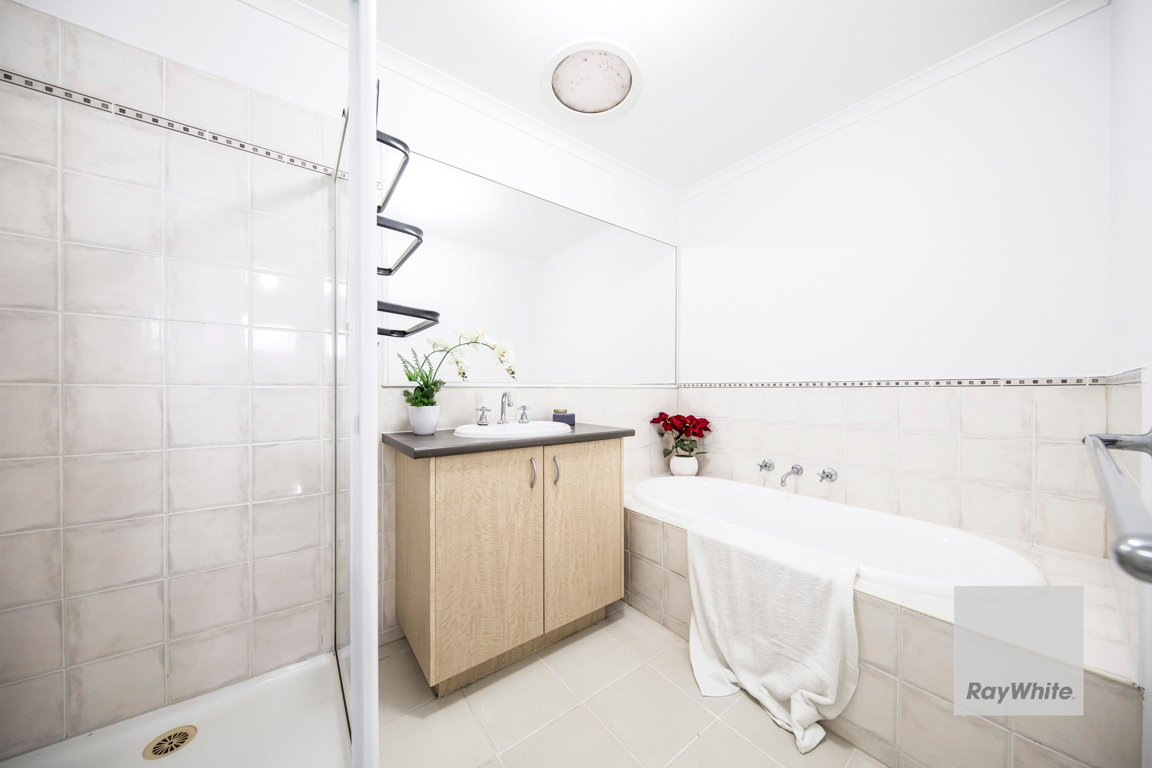 71 The Glades, Taylors Hill VIC 3037, Taylors Hill - Thumbnail 8