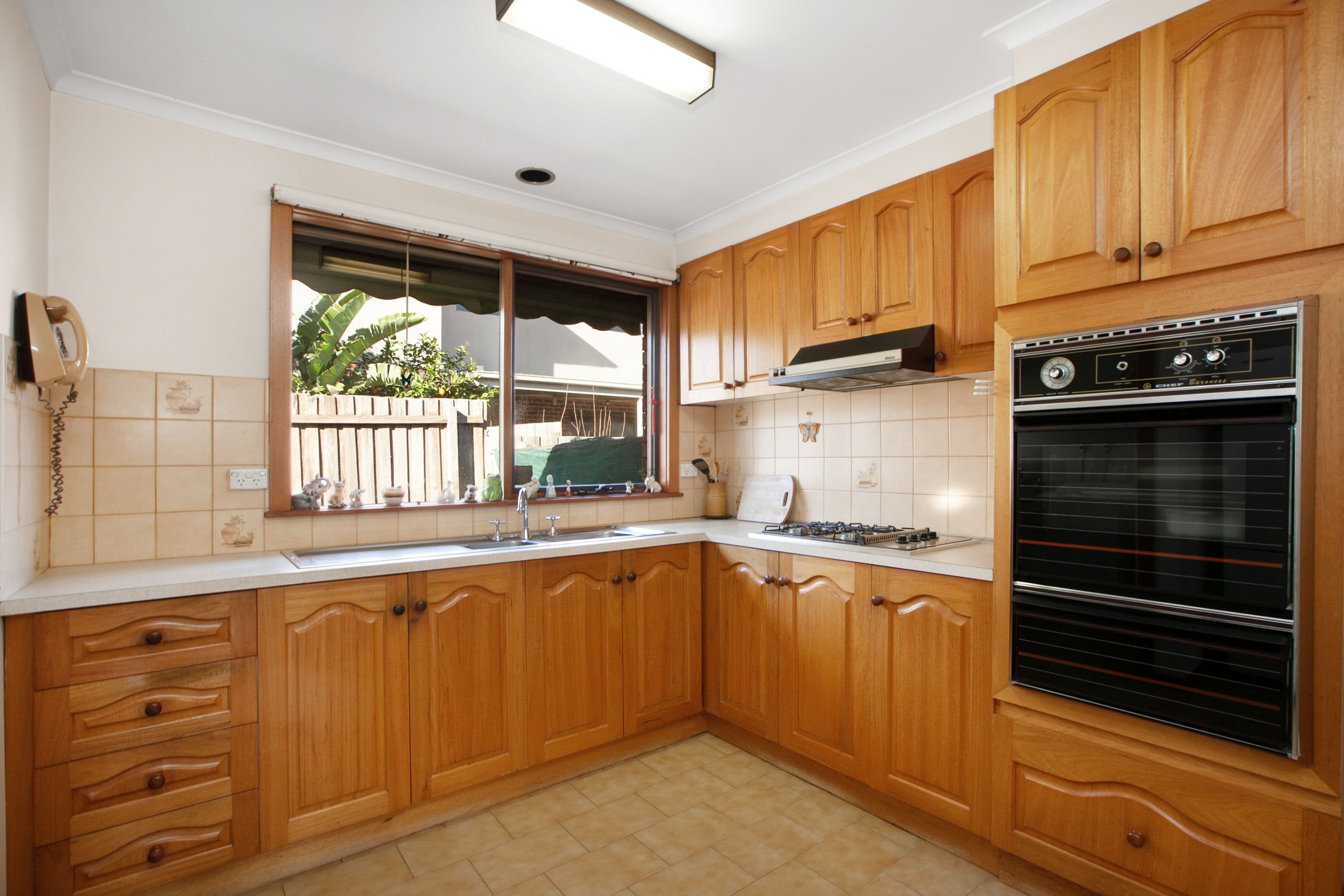 18 Ashley Street, Reservoir VIC 3073, Reservoir - Thumbnail 4
