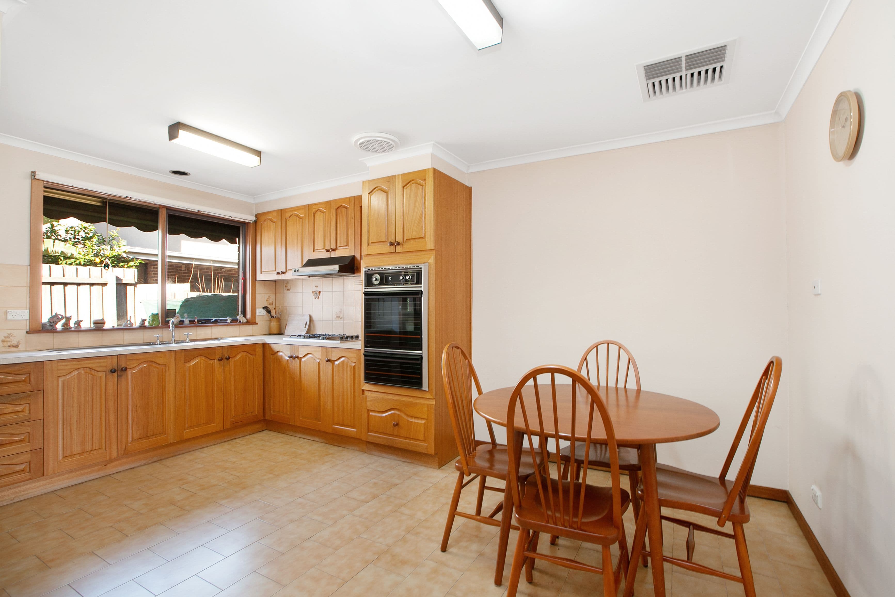 18 Ashley Street, Reservoir VIC 3073, Reservoir - Thumbnail 5