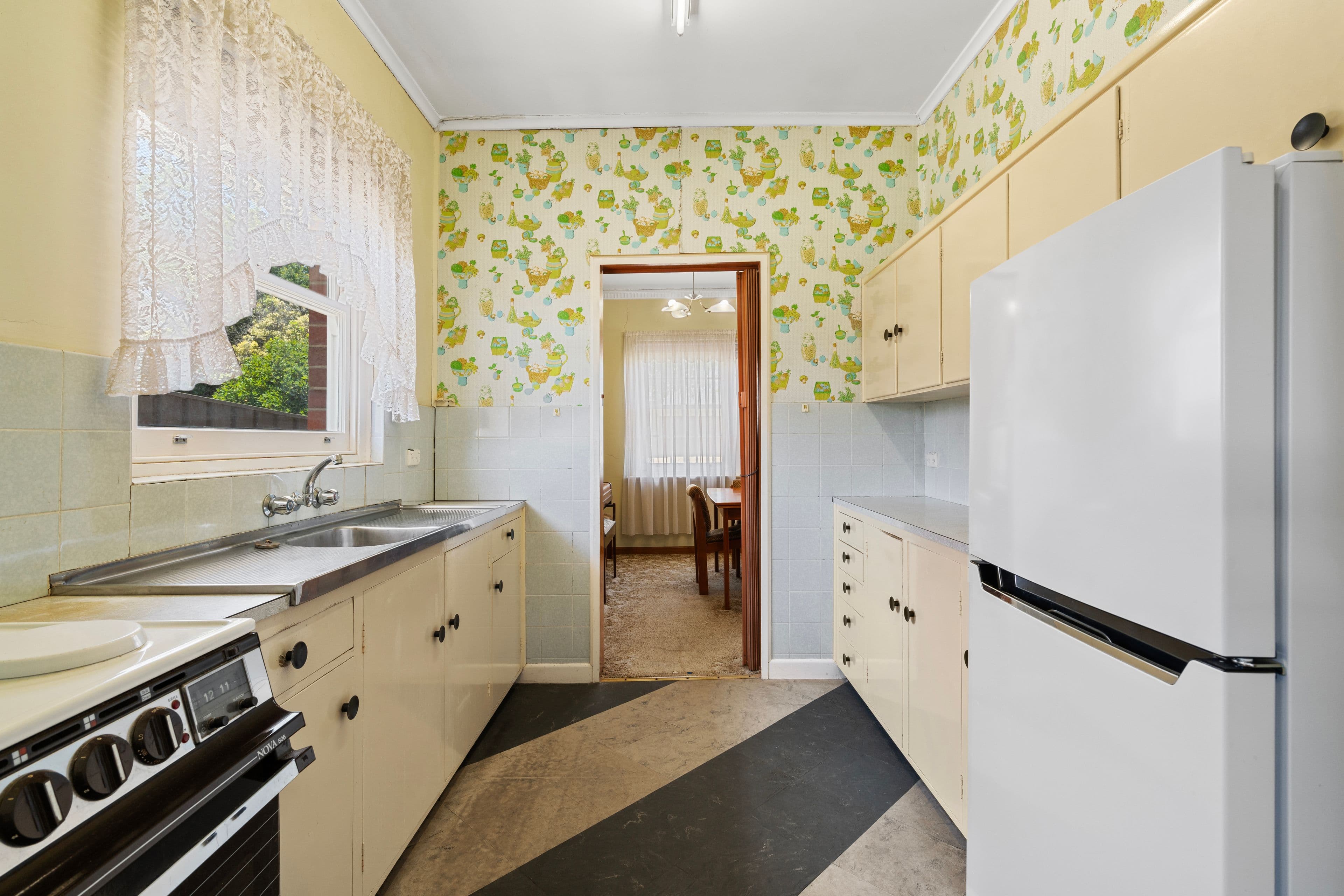 2 Rainbow Street, Grange SA 5022, Grange - Thumbnail 3