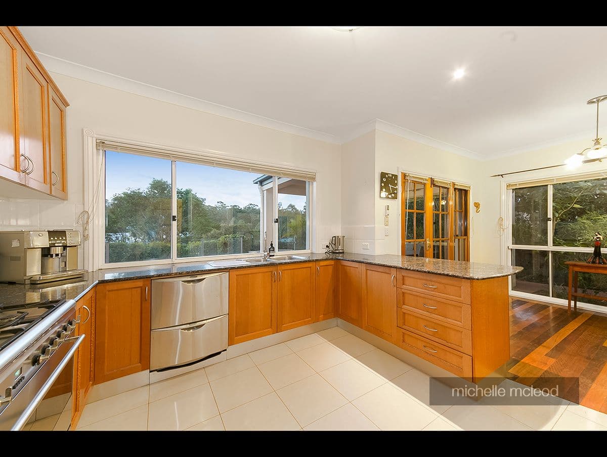 157 Brookfield Road, Kenmore Hills QLD 4069, Kenmore Hills - Thumbnail 7