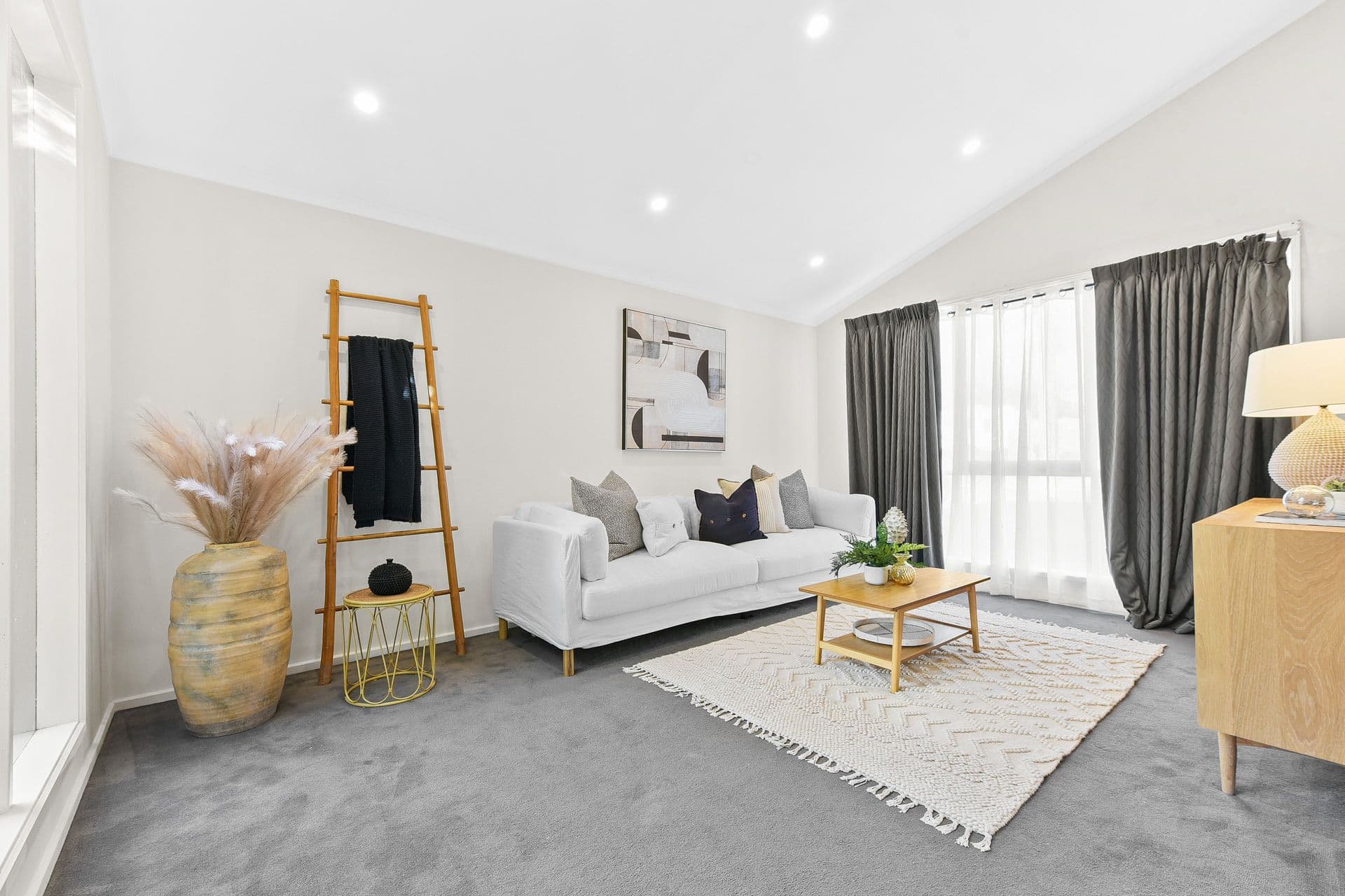 7 Lawson Close, Cranbourne VIC 3977, Cranbourne - Thumbnail 3
