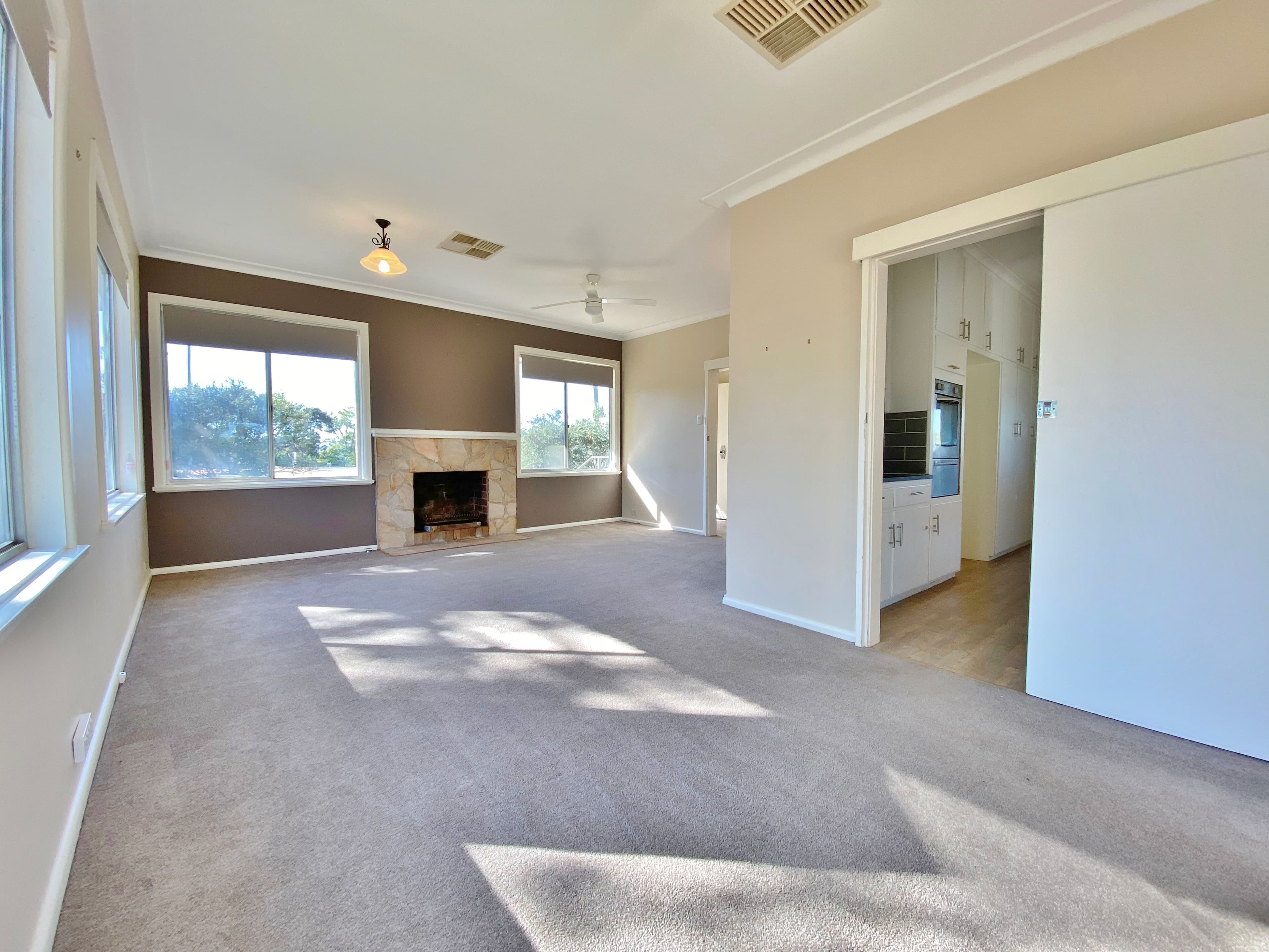 1 Hills Street, Young NSW 2594, Young - Thumbnail 5