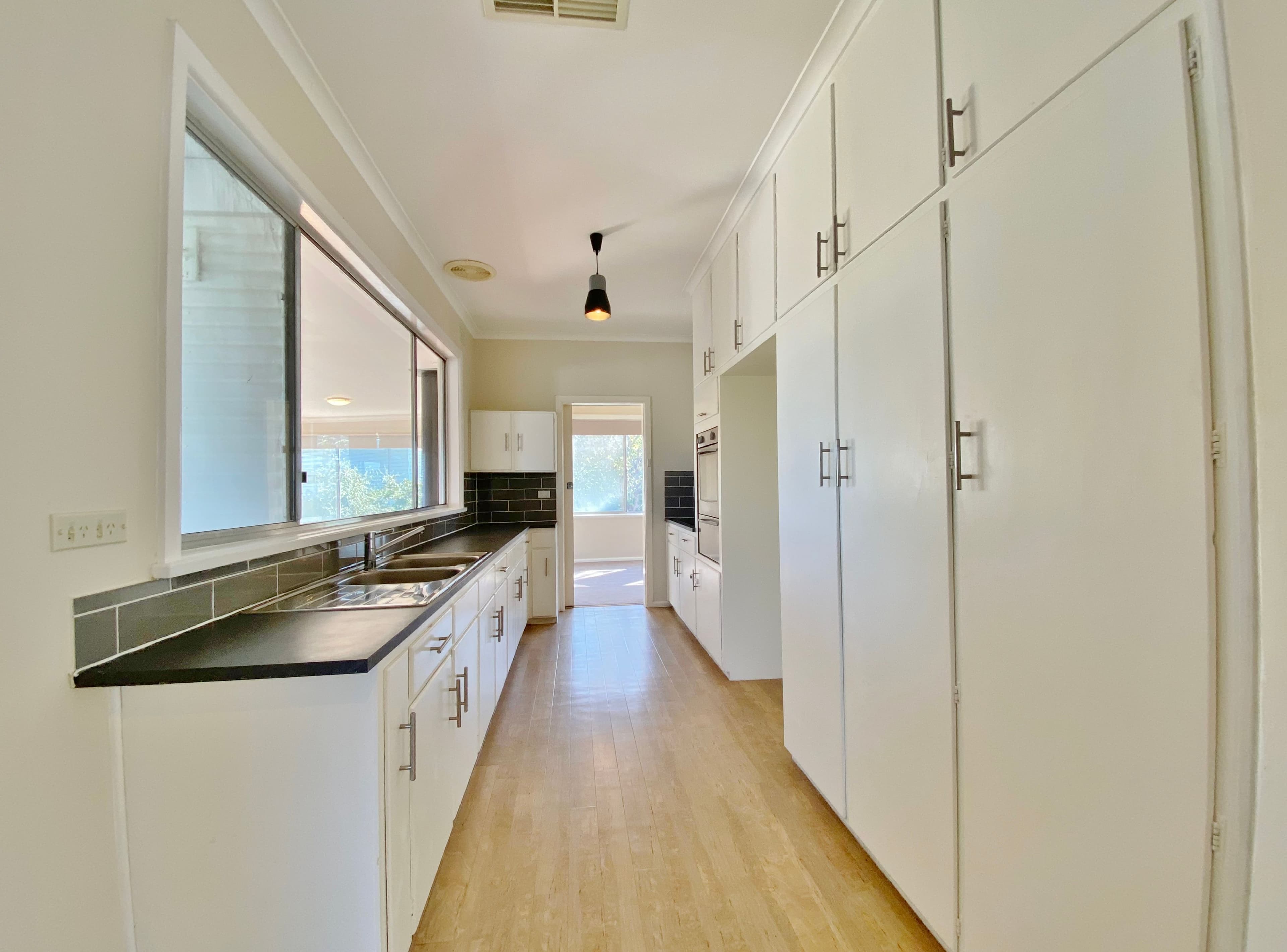 1 Hills Street, Young NSW 2594, Young - Thumbnail 6