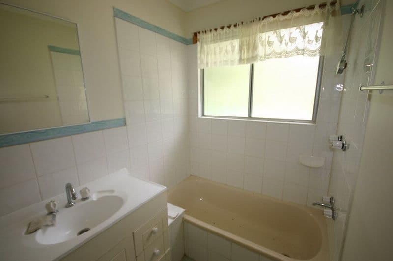 27  Ilya, MACLEAY ISLAND QLD 4184, Macleay Island - Thumbnail 5