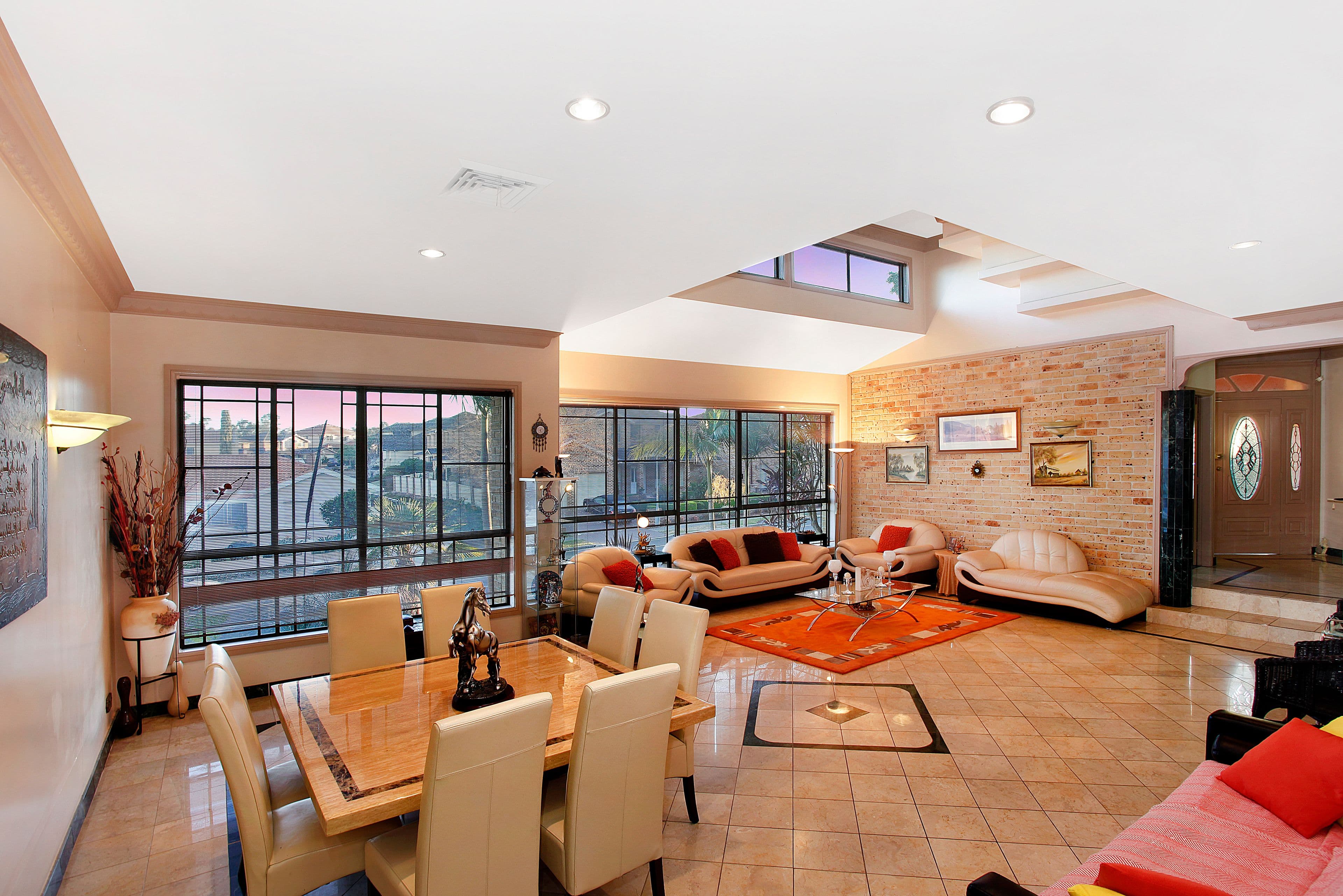 27 Garrison Road, Bossley Park - Thumbnail 2