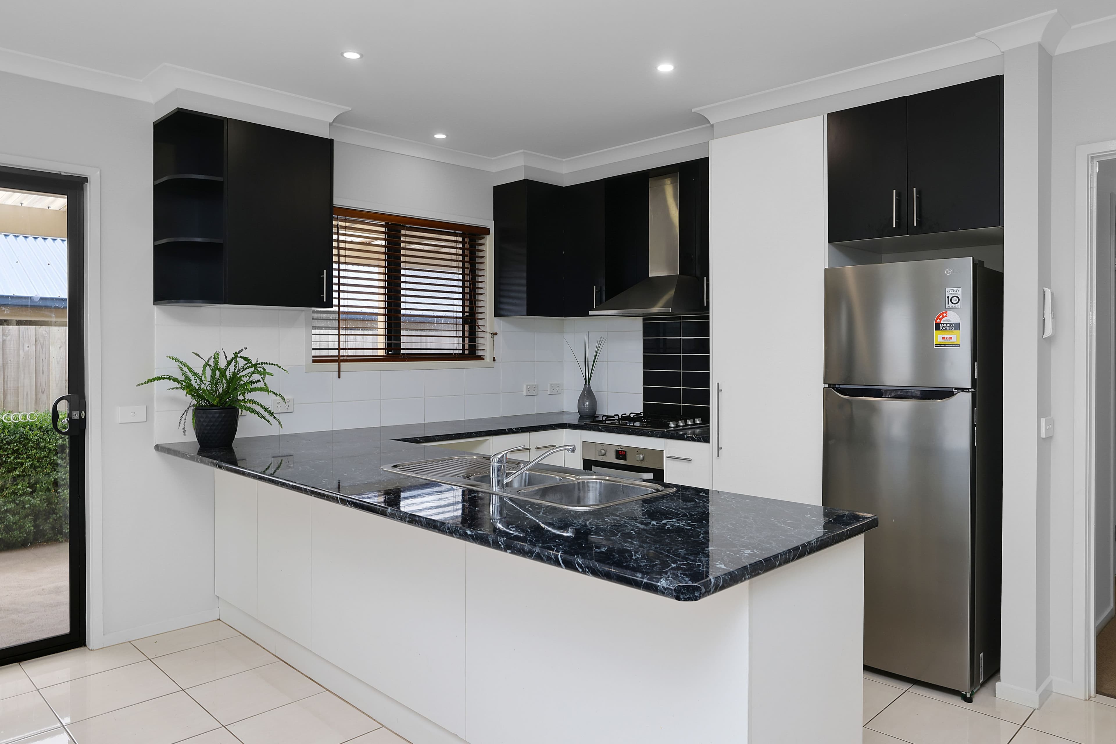13 William Street, Warrnambool VIC 3280, Warrnambool - Thumbnail 3
