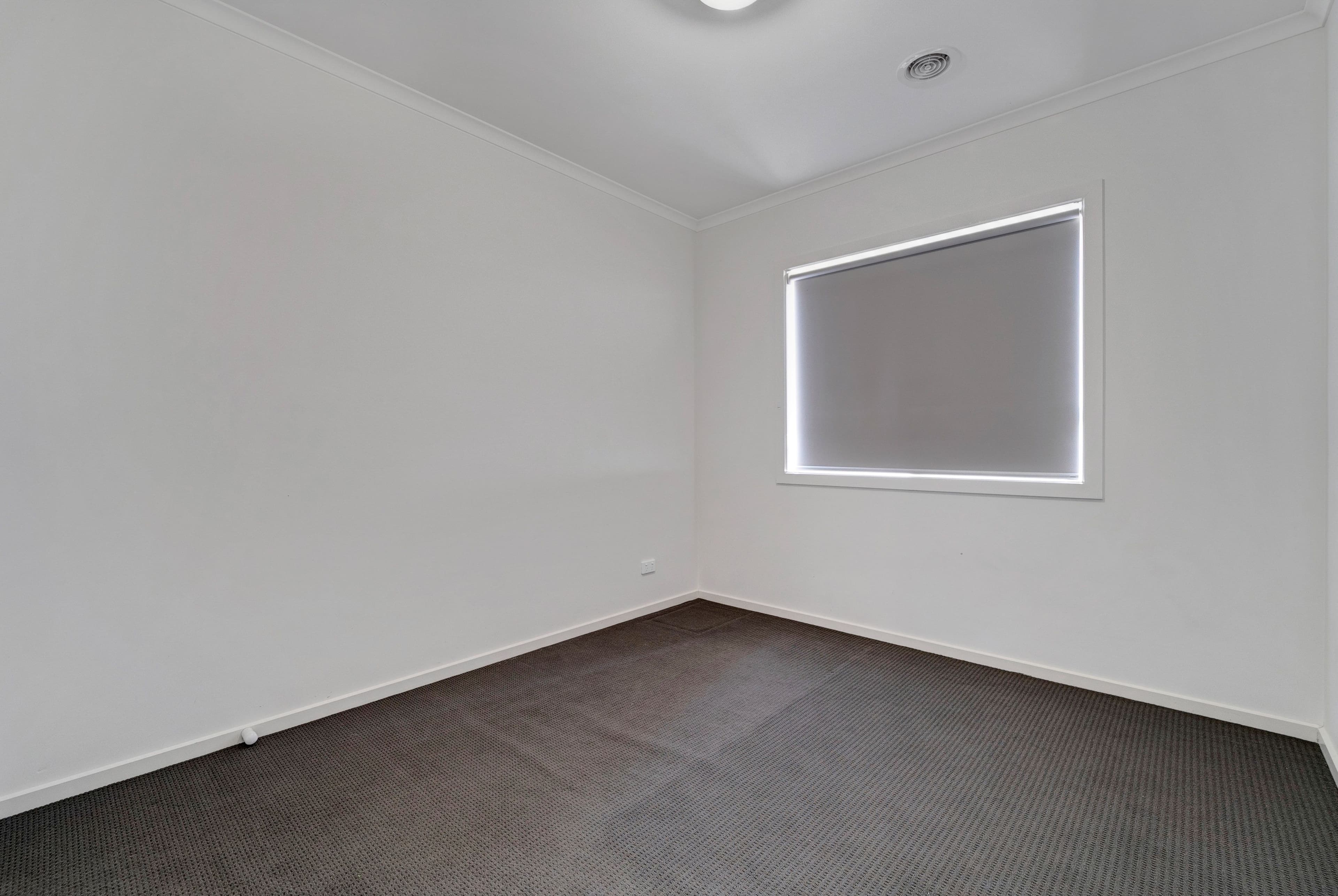 27 Webster Street, Point Cook VIC 3030, Point Cook - Thumbnail 6