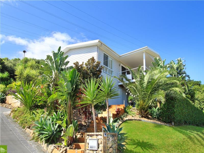 31 Pennant Crescent, Berkeley - Thumbnail 3