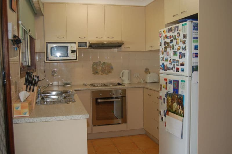 82   Flinders Crescent, BORONIA HEIGHTS QLD 4124, Boronia Heights - Thumbnail 2