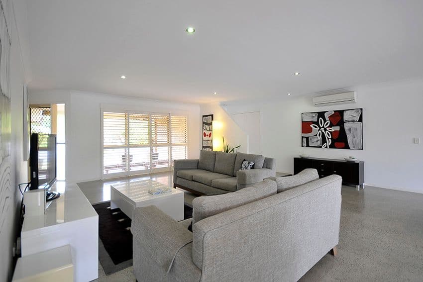 11 Bentleigh Court, Robina QLD 4226, Robina - Thumbnail 2