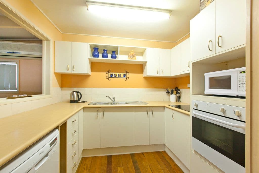 3 Leichhardt Street, CAPALABA QLD 4157, Capalaba - Thumbnail 3