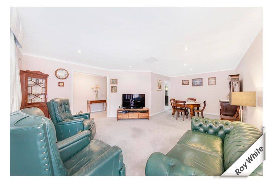 13 McGivern Crescent, KAMBAH ACT 2902, Kambah - Thumbnail 3