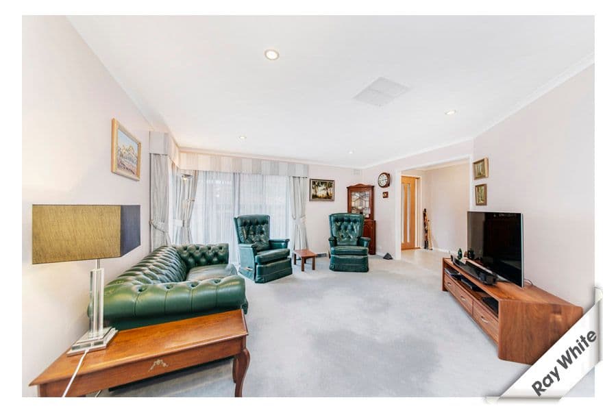 13 McGivern Crescent, KAMBAH ACT 2902, Kambah - Thumbnail 4