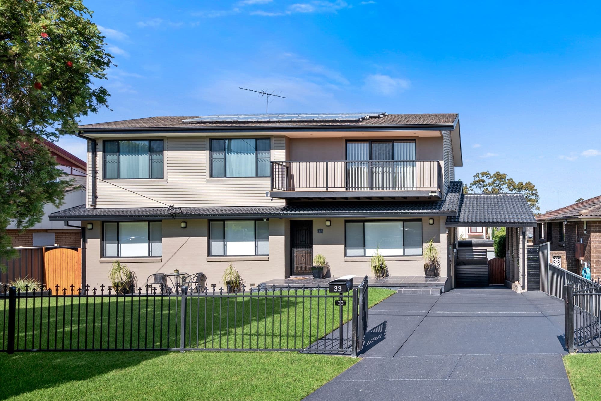 33 Gladswood Avenue, South Penrith NSW 2750, South Penrith - Image 1