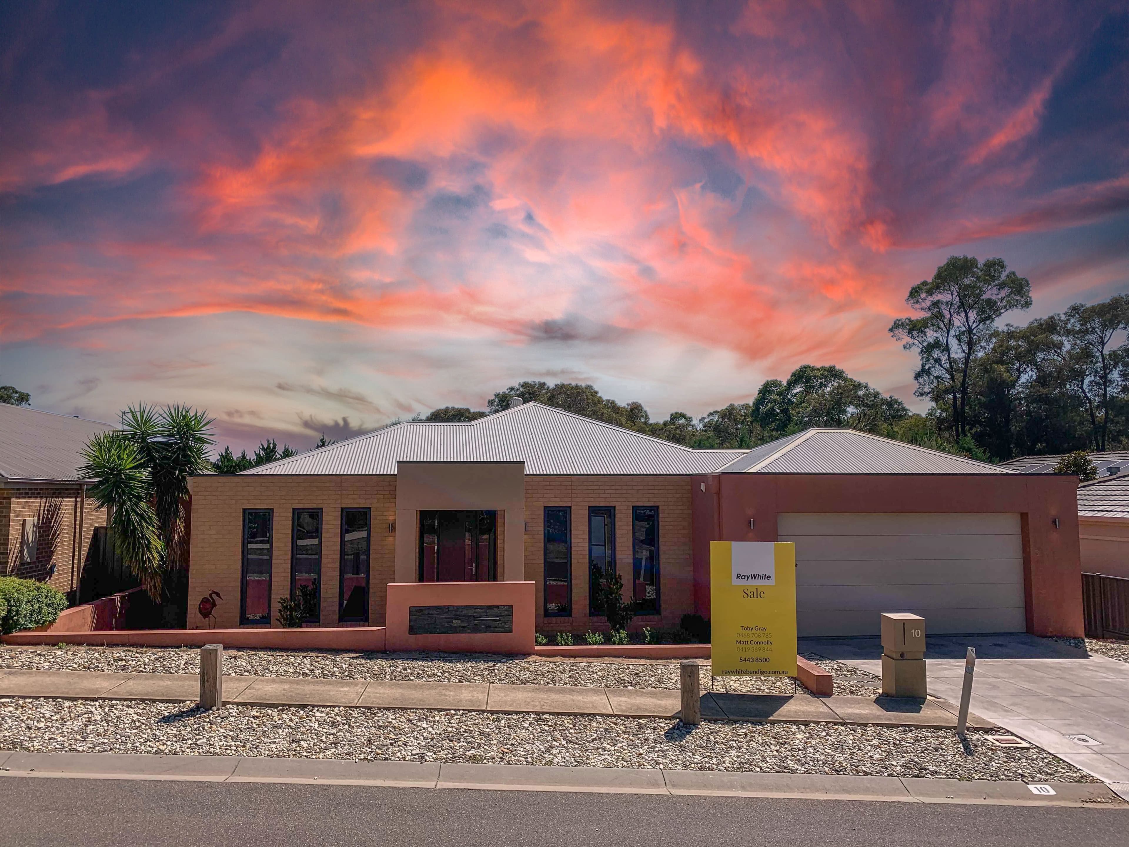 10 Claremont Terrace, Strathdale VIC 3550, Strathdale - Thumbnail 2