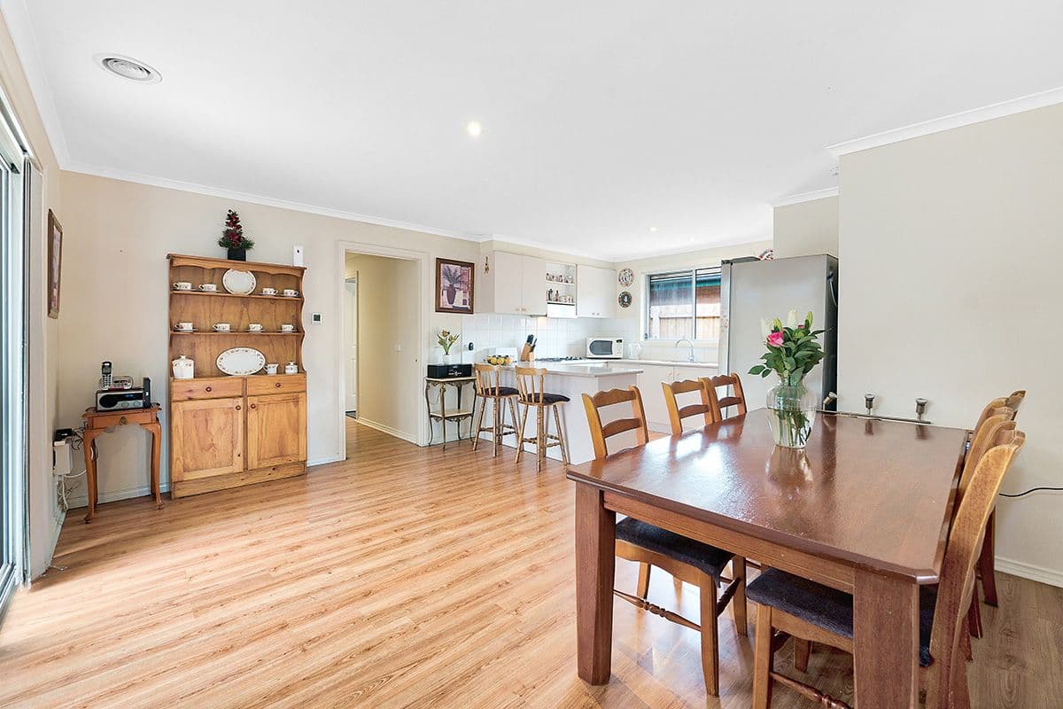 45 Raisell Road, Cranbourne West VIC 3977, Cranbourne West - Thumbnail 4