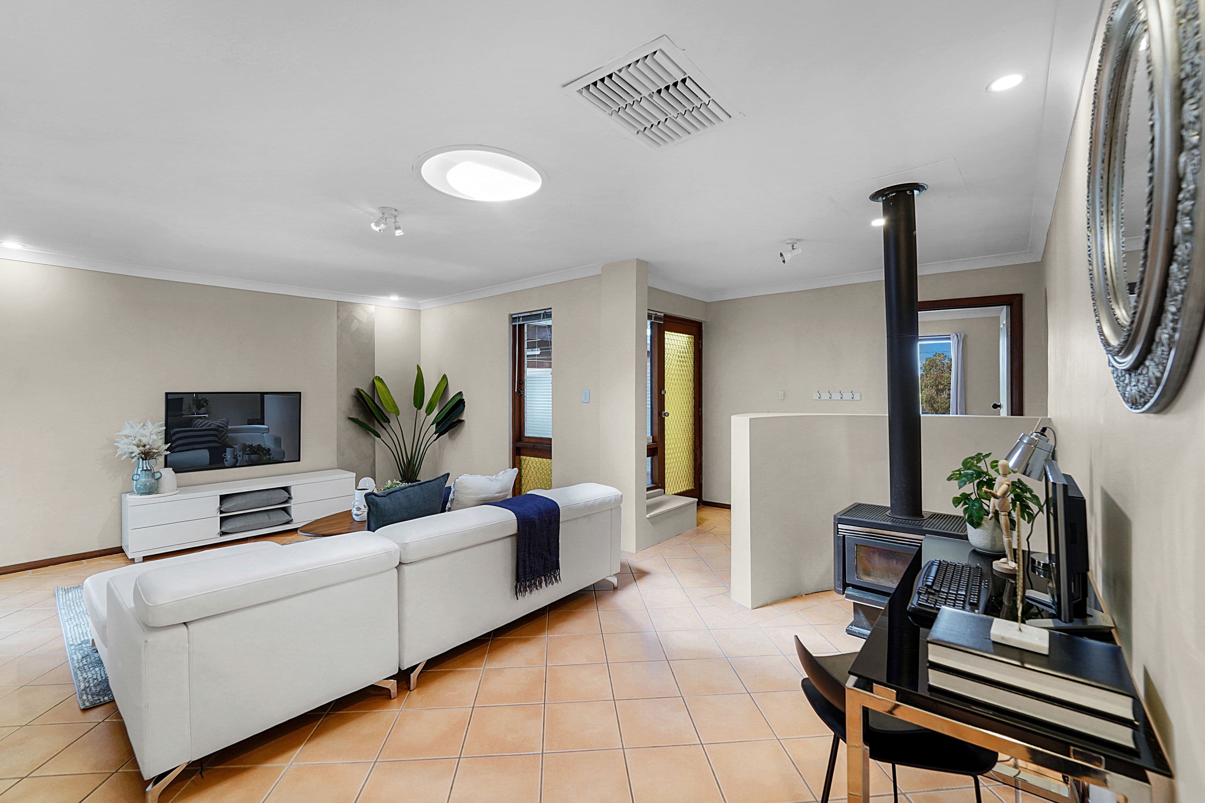 31 Windsor Place, Kallaroo WA 6025, Kallaroo - Thumbnail 6