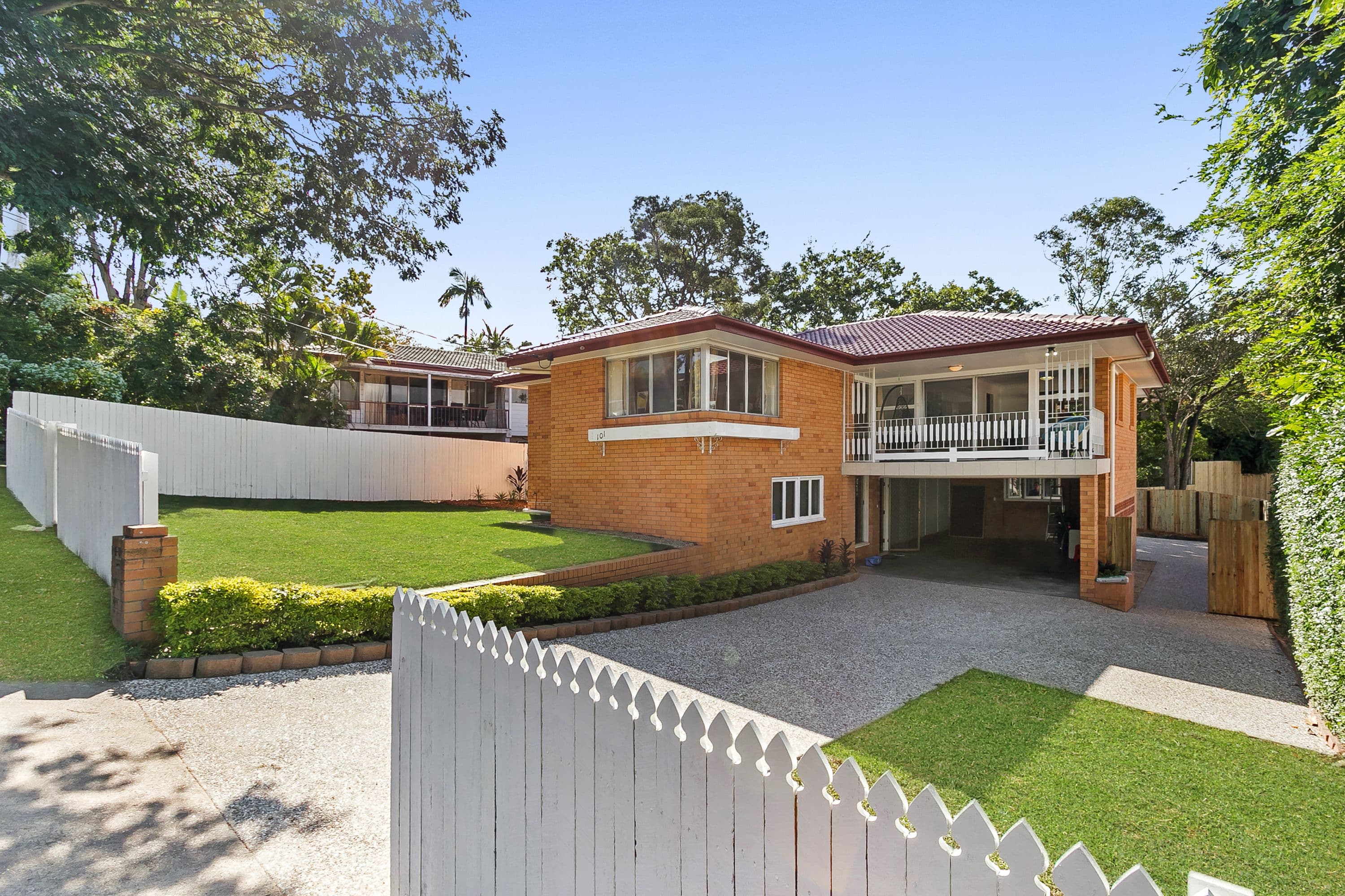 101 Burbong Street, Chapel Hill QLD 4069, Chapel Hill - Image 1