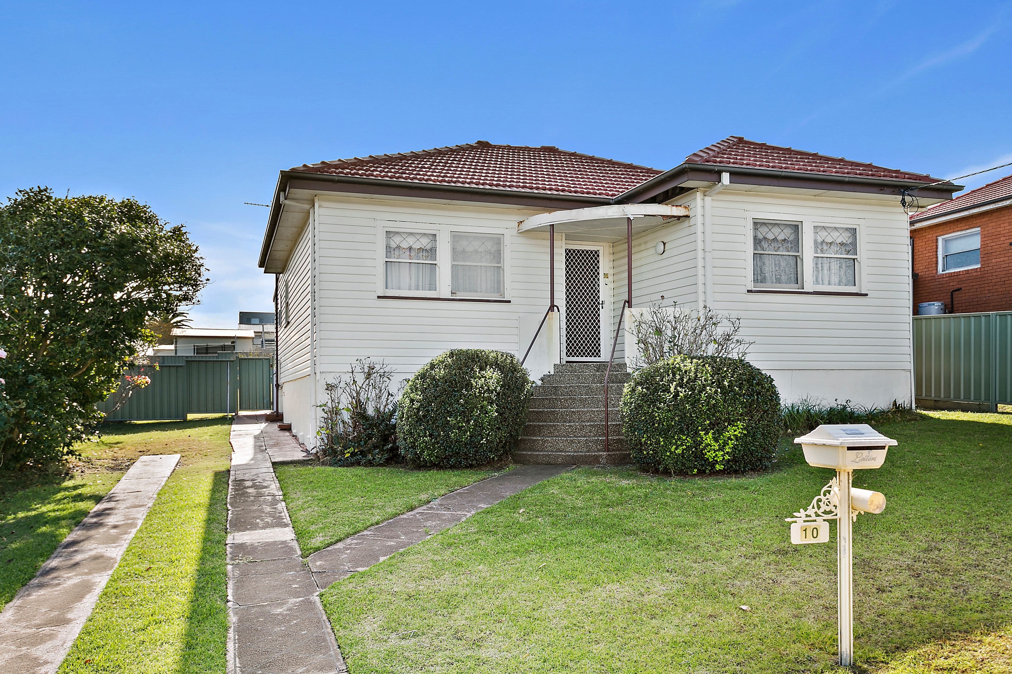 10 Quarry Street, Port Kembla - Image 1