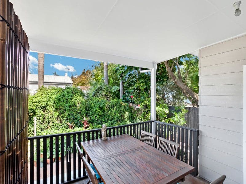 11 Rabaul Road, North Curl Curl NSW 2099, North Curl Curl - Thumbnail 7
