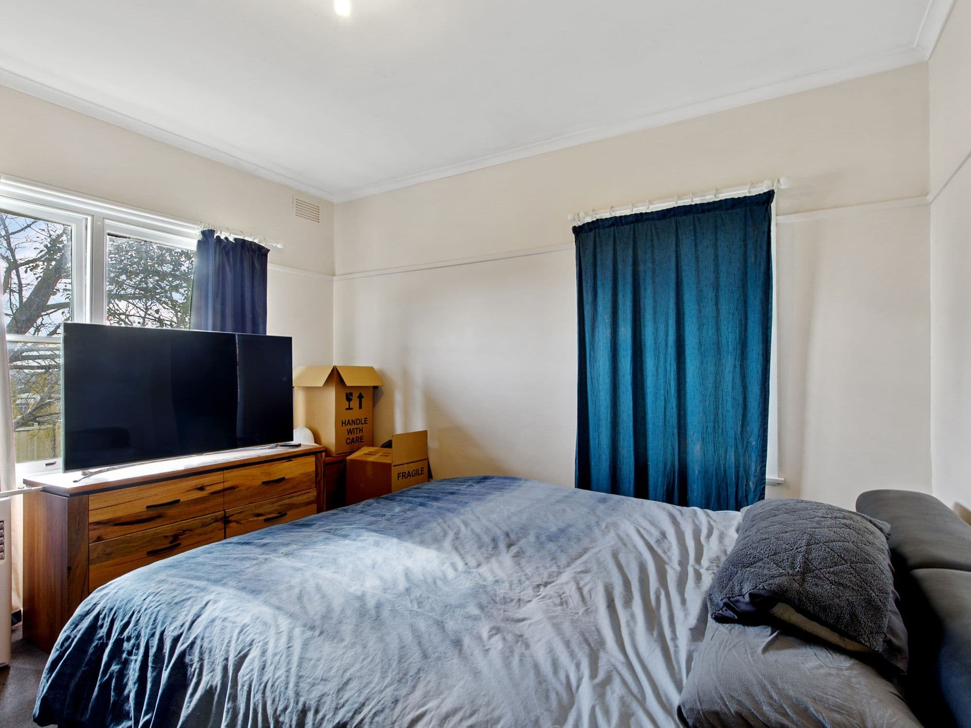 42 Chisholm Crescent, Seymour VIC 3660, Seymour - Thumbnail 5