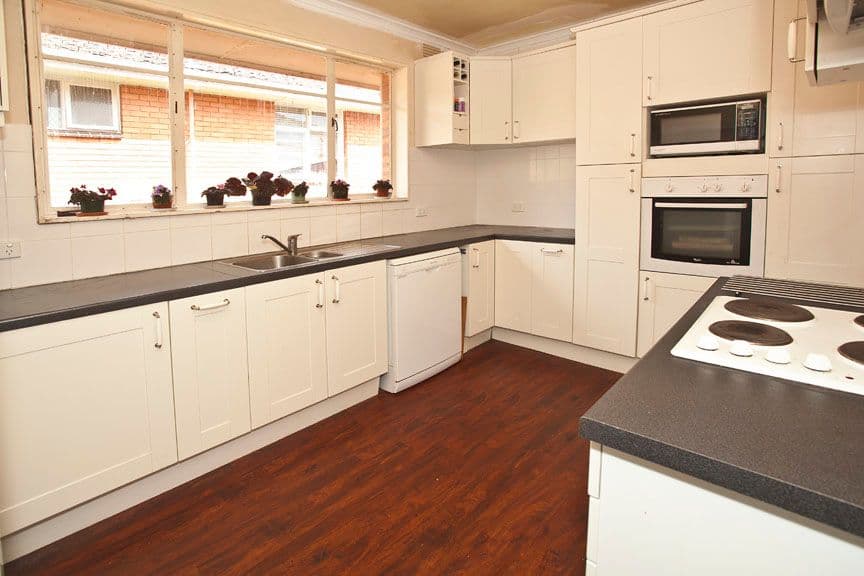 21 Sanday Street, GLEN WAVERLEY VIC 3150, Glen Waverley - Thumbnail 2