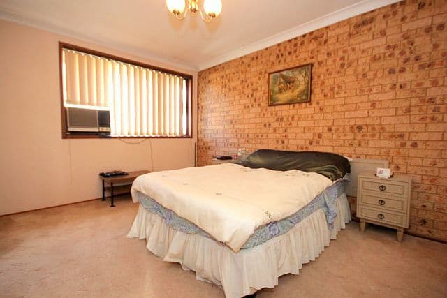 221 Old Kent Road, GREENACRE NSW 2190, Greenacre - Thumbnail 5