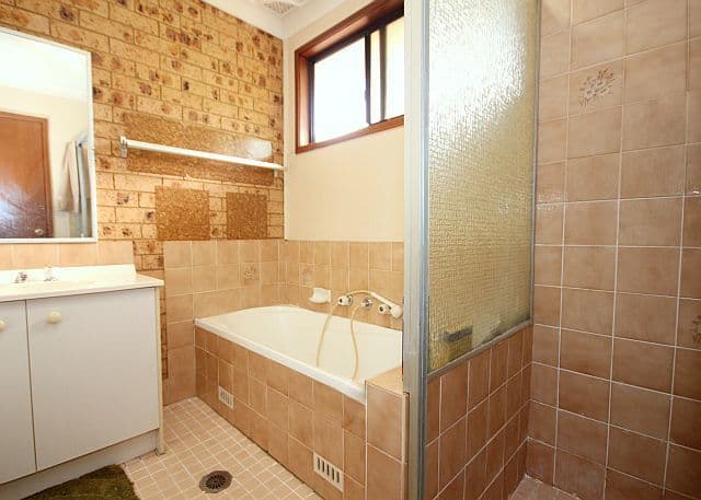 221 Old Kent Road, GREENACRE NSW 2190, Greenacre - Thumbnail 7
