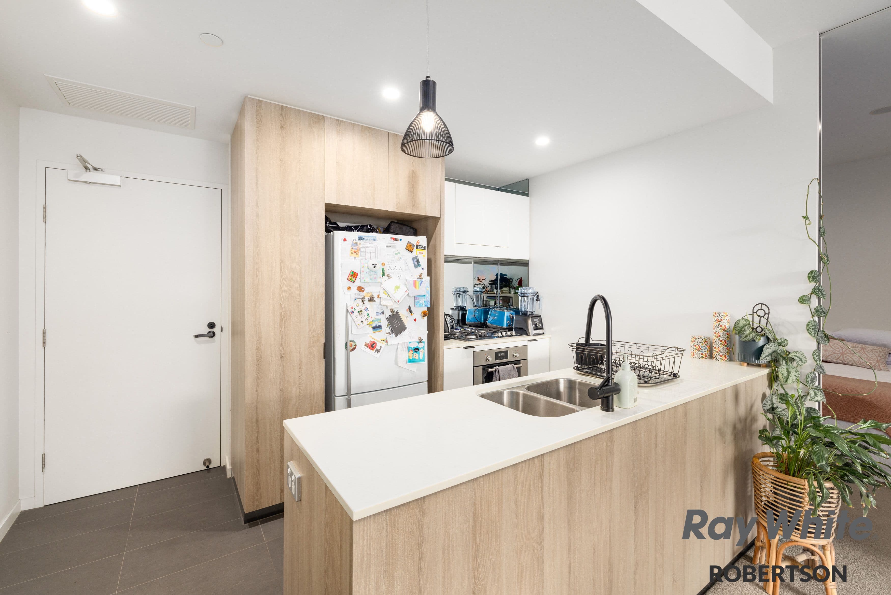 4 Edmondstone, South Brisbane QLD 4101, South Brisbane - Thumbnail 4