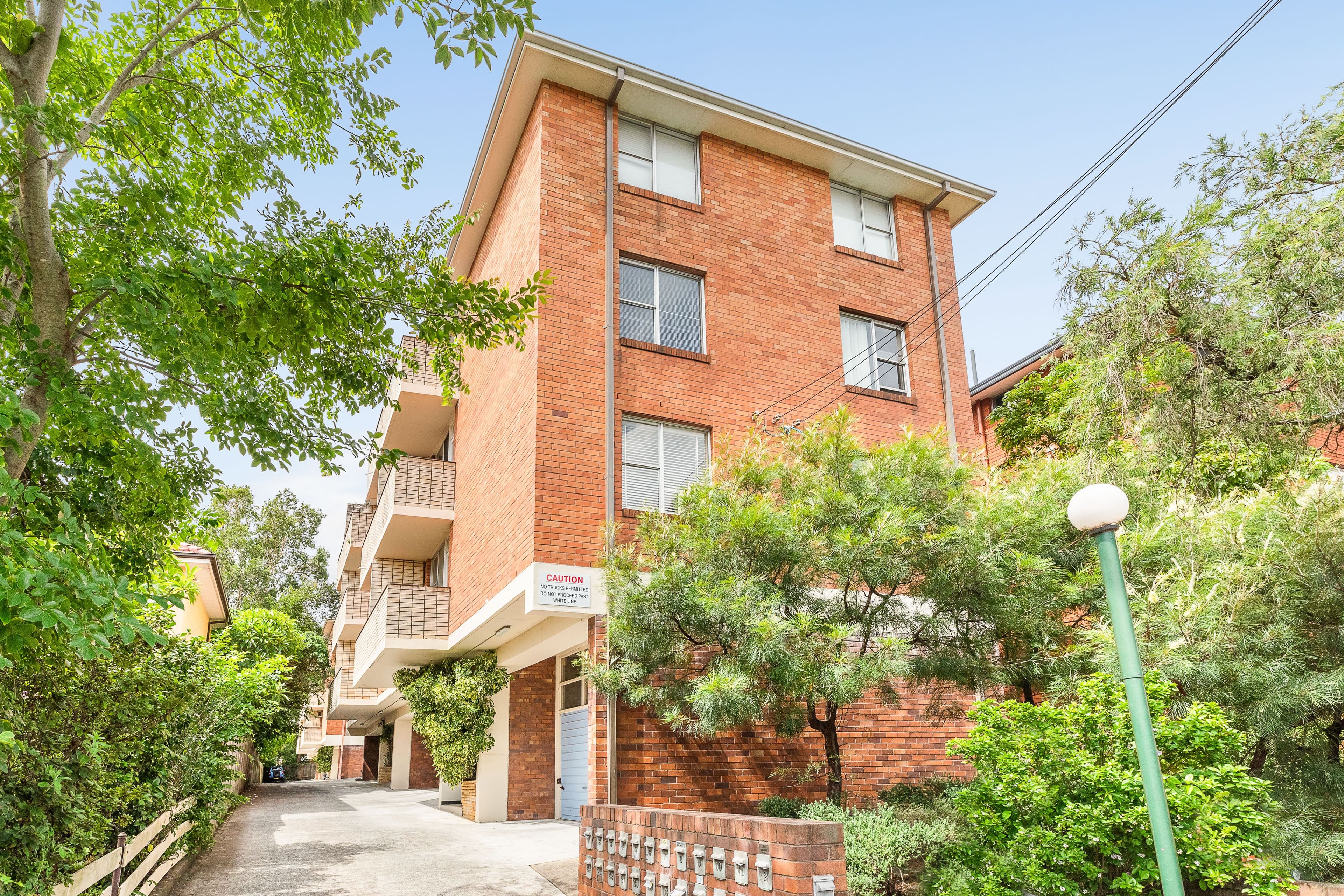 5 Western Crescent, Gladesville NSW 2111, Gladesville - Thumbnail 2