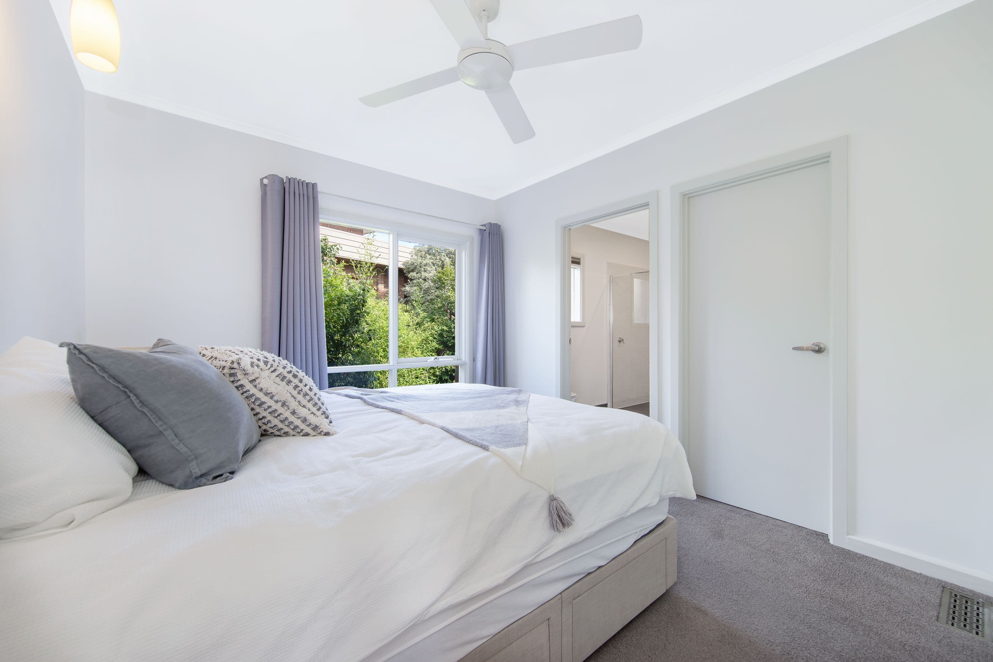 19 Mayfield Drive, Mount Waverley VIC 3149, Mount Waverley - Thumbnail 4