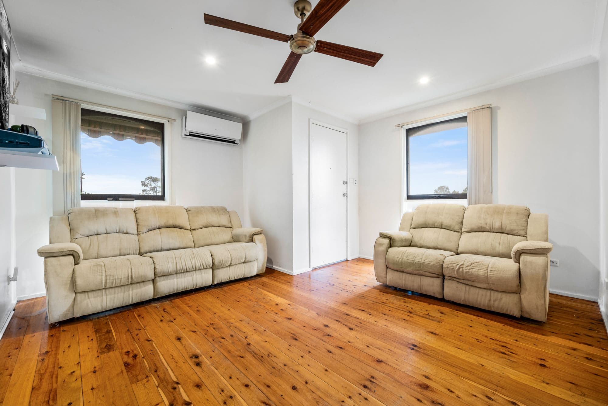 11 Roderigo Close, Rosemeadow NSW 2560, Rosemeadow - Thumbnail 3