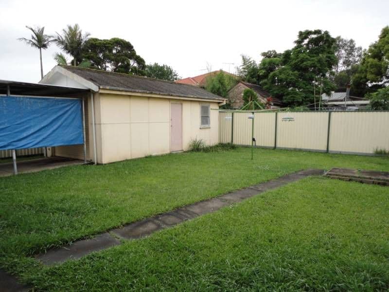 3 Harden Street, CANLEY HEIGHTS NSW 2166, Canley Heights - Thumbnail 2