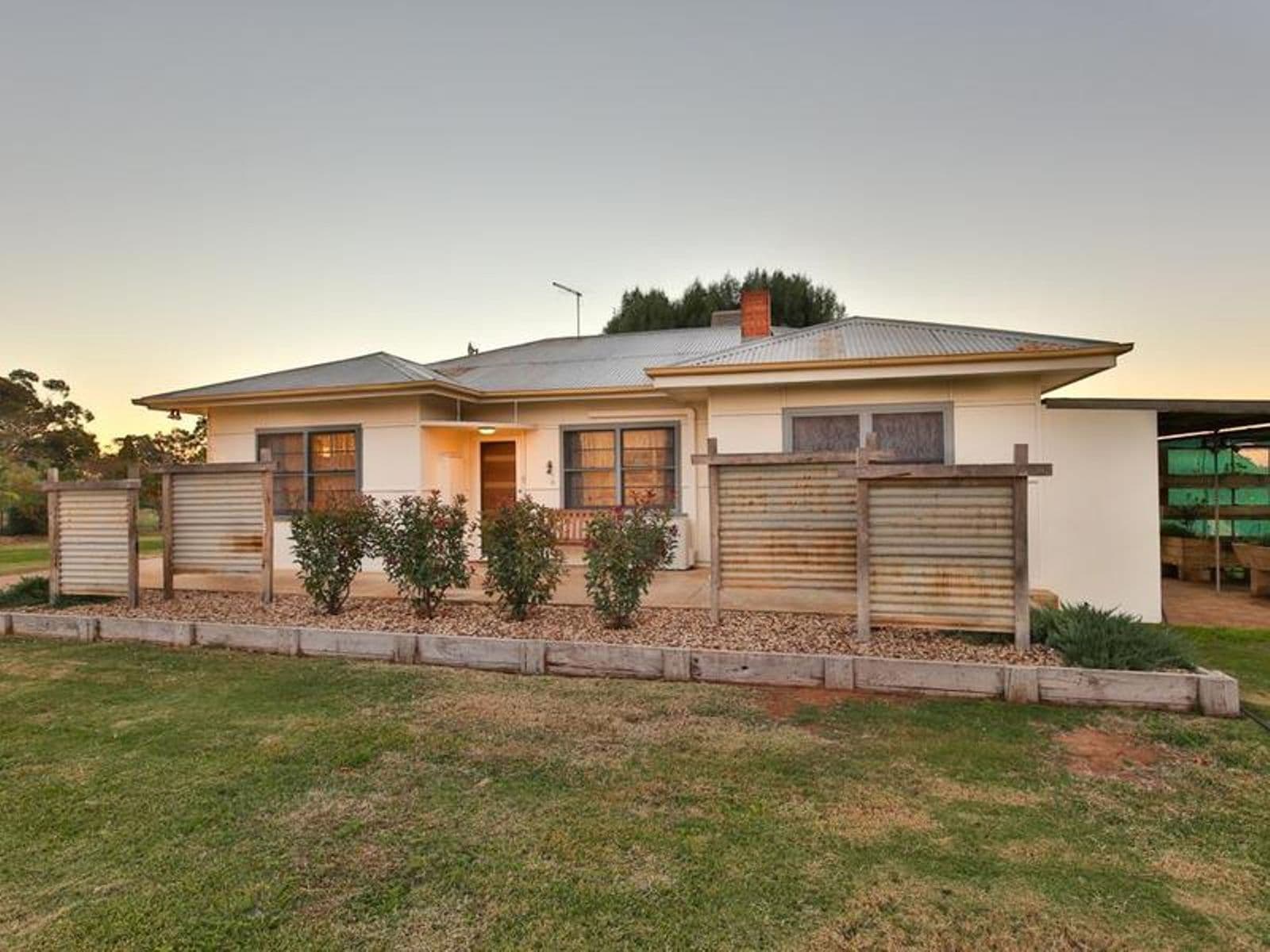 393 Koorlong Avenue, Irymple - Image 1