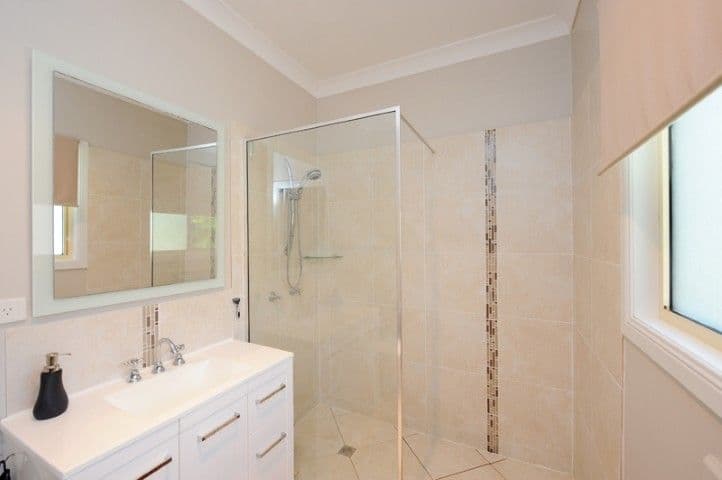 8 Siding Road, BEECHER QLD 4680, Beecher - Thumbnail 5