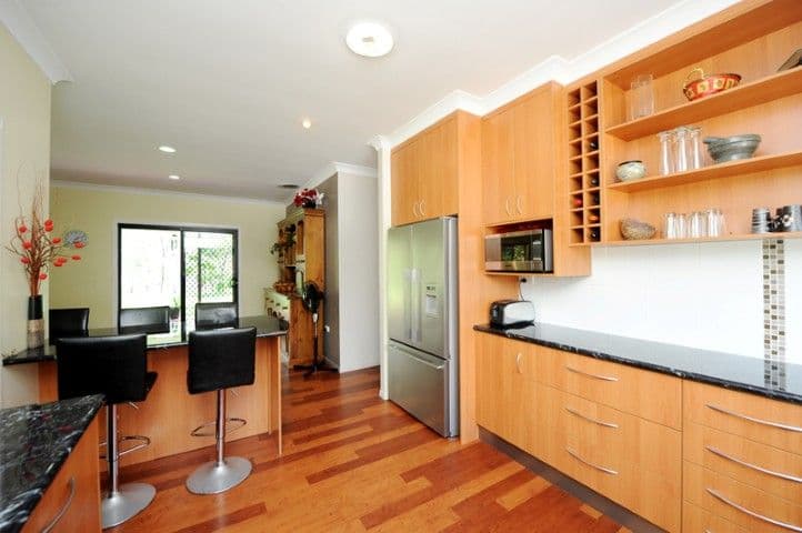 8 Siding Road, BEECHER QLD 4680, Beecher - Thumbnail 7