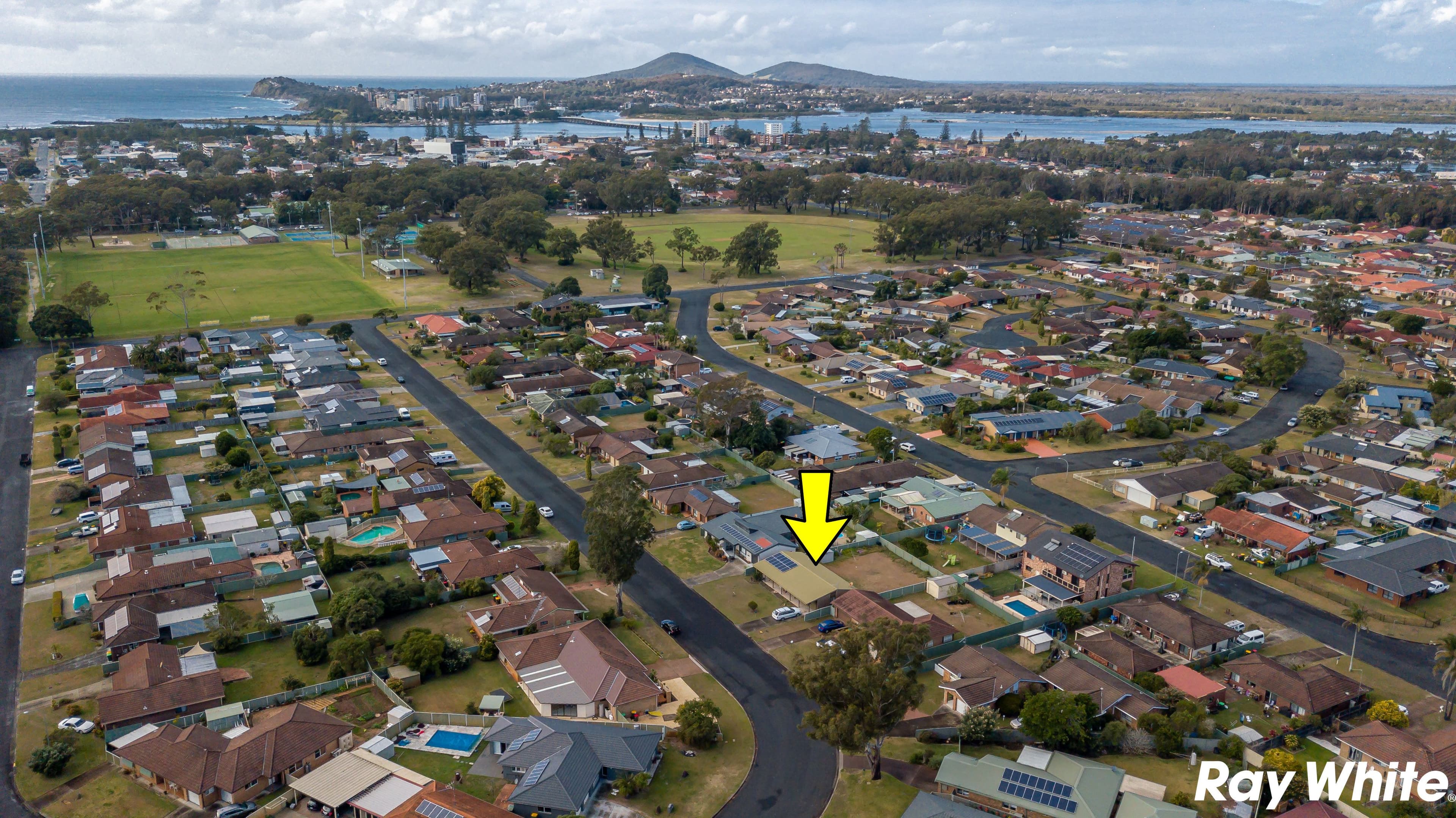26 Mayers Drive, Tuncurry NSW 2428, Tuncurry - Thumbnail 3