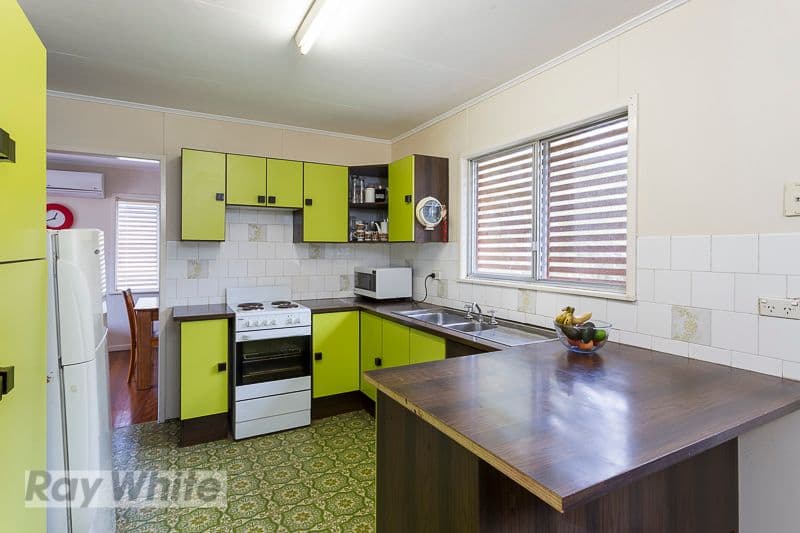 30 Todman Street, Carina QLD 4152, Carina - Thumbnail 3