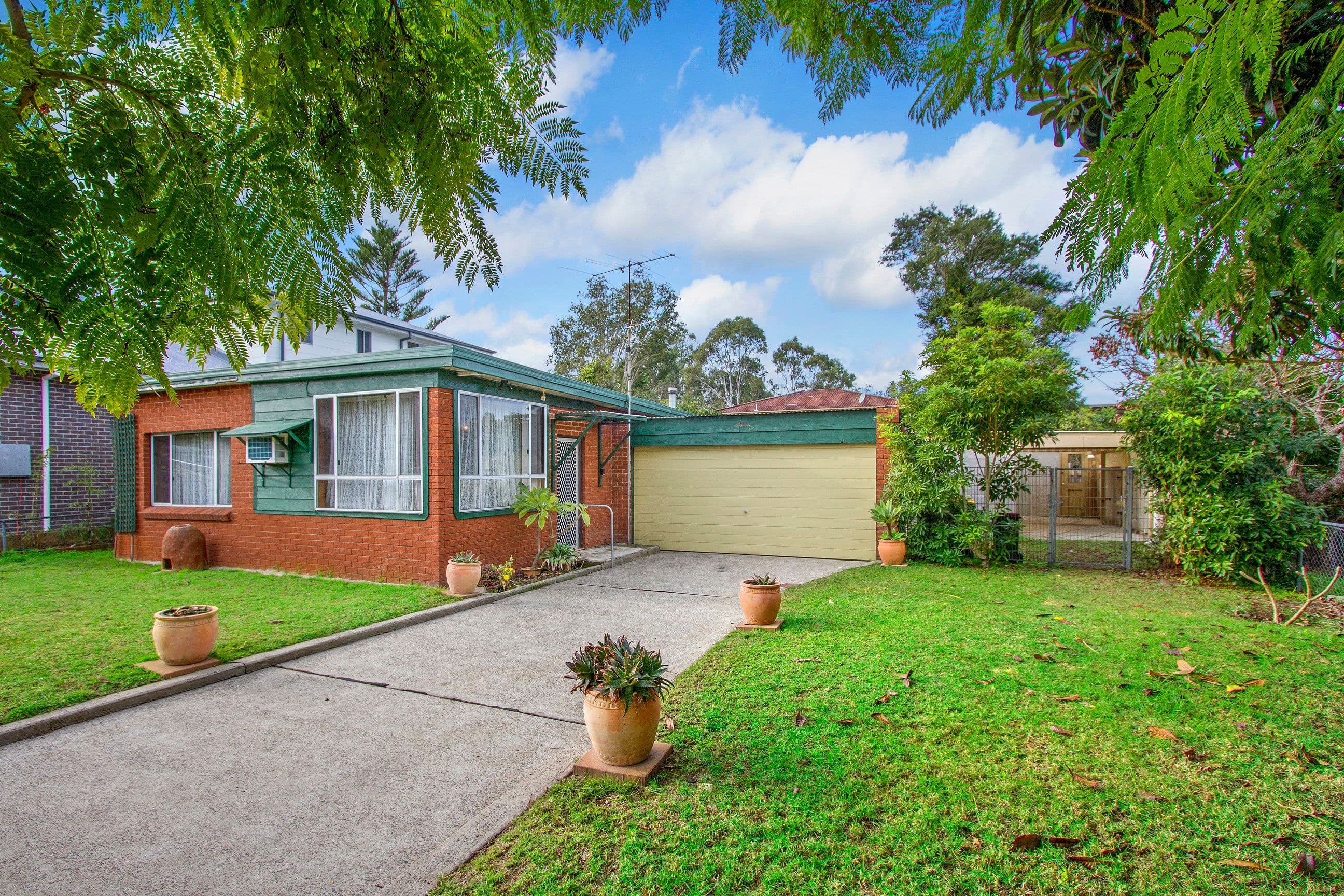 16 Foam Street, Surfside - Image 1