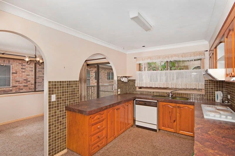 12 Northview Drive, BATEAU BAY NSW 2261, Bateau Bay - Thumbnail 4