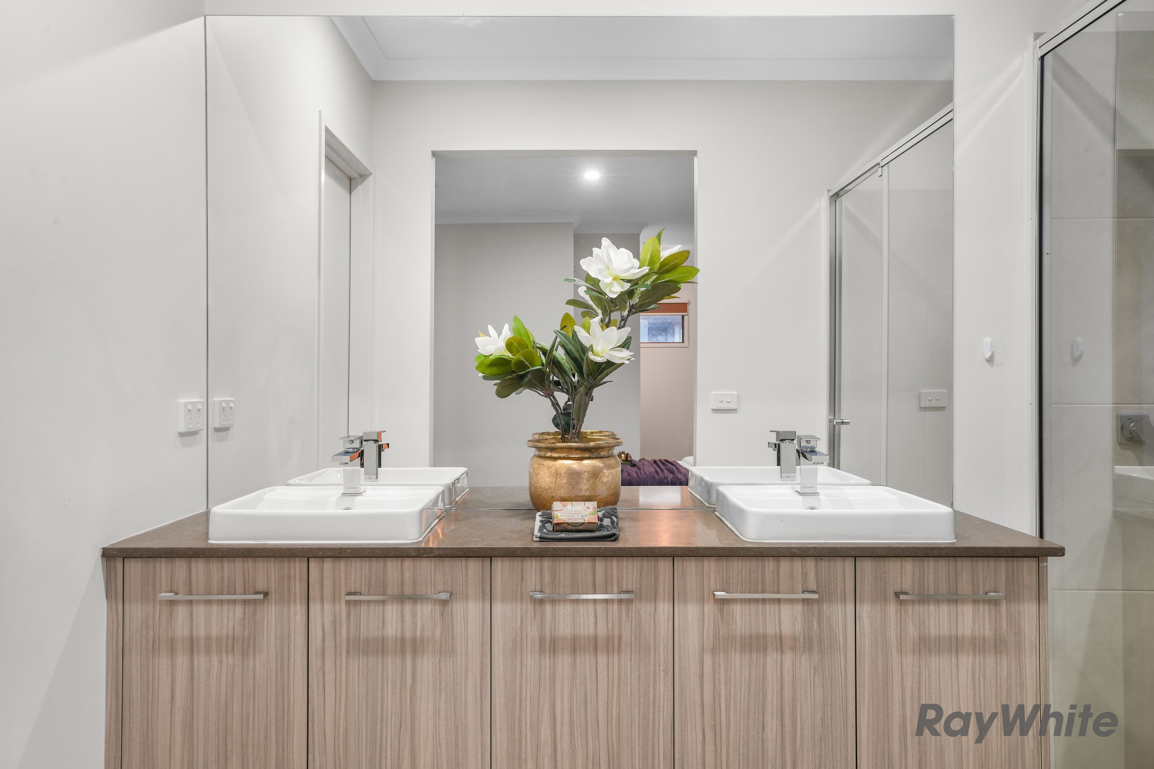 18 Camberwell Parade, Mickleham VIC 3064, Mickleham - Thumbnail 6