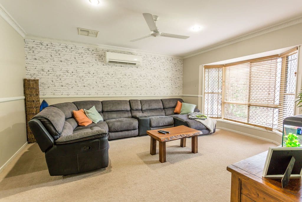 93 Gray Street, Emerald QLD 4720, Emerald - Thumbnail 4