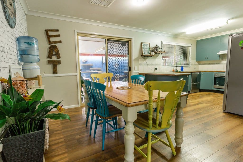 93 Gray Street, Emerald QLD 4720, Emerald - Thumbnail 6
