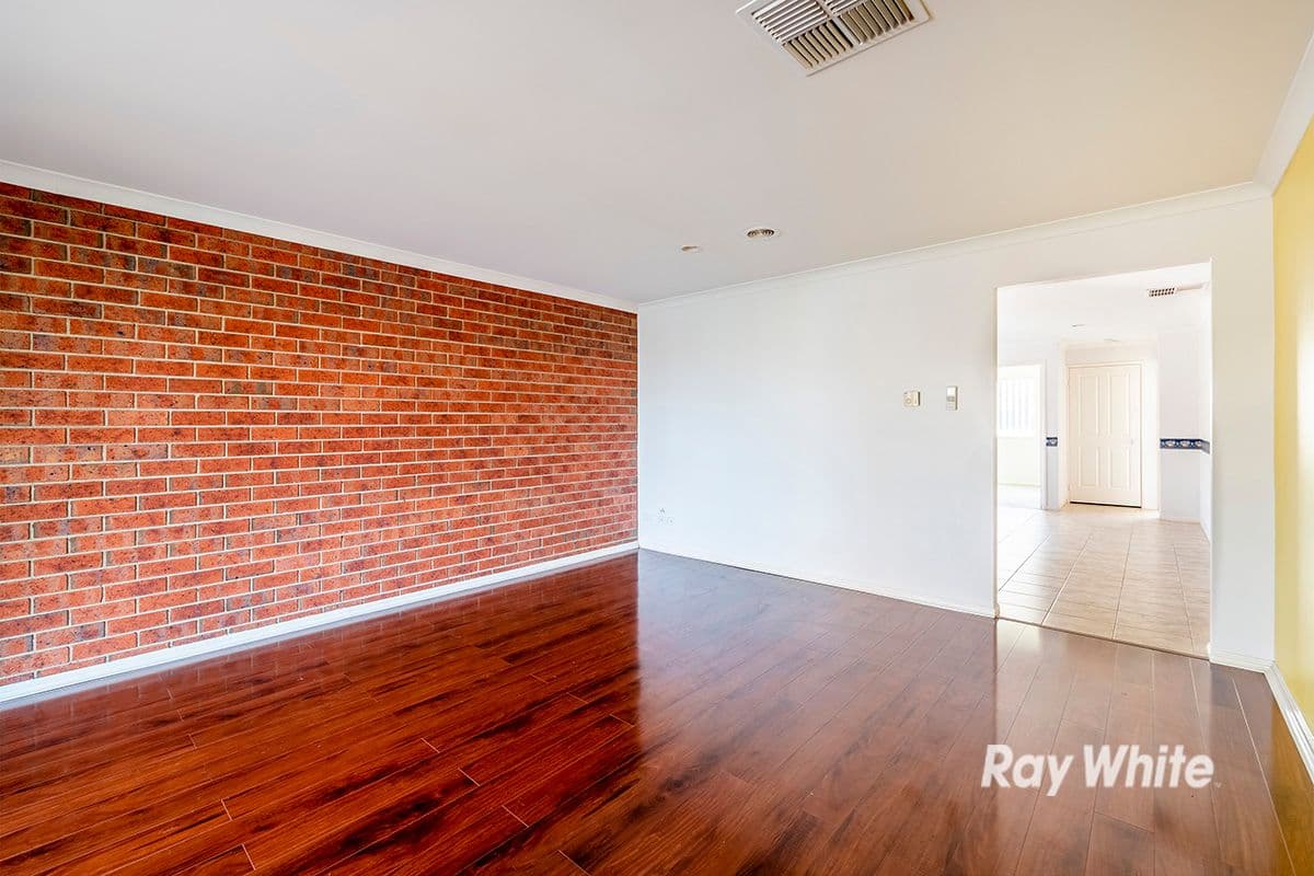 2B Dunlavin Way, Cranbourne East VIC 3977, Cranbourne East - Thumbnail 5