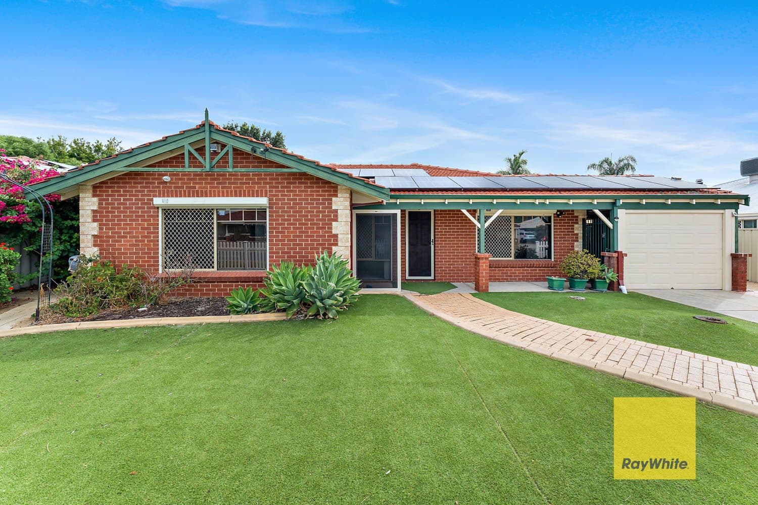 10 Jooleen Way, Thornlie WA 6108, Thornlie - Image 1
