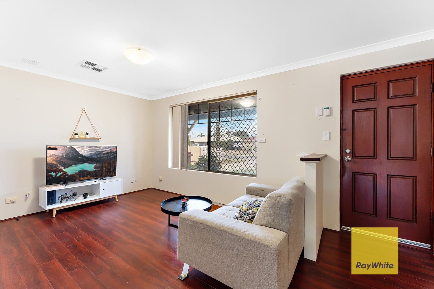 10 Jooleen Way, Thornlie WA 6108, Thornlie - Thumbnail 4