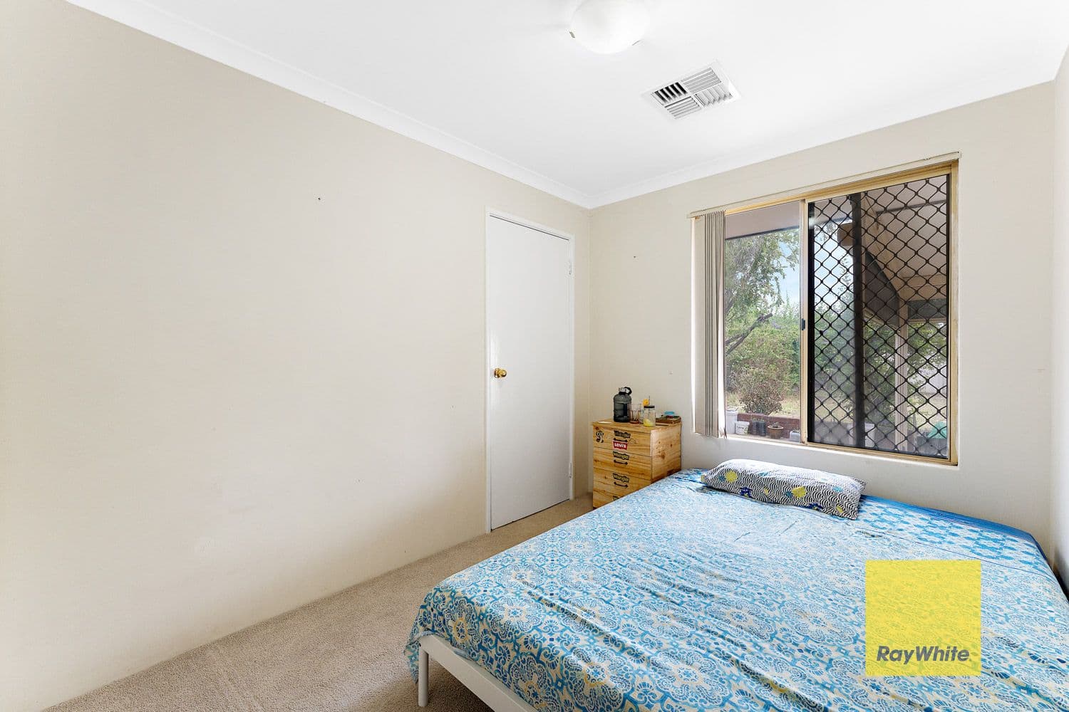 10 Jooleen Way, Thornlie WA 6108, Thornlie - Thumbnail 5